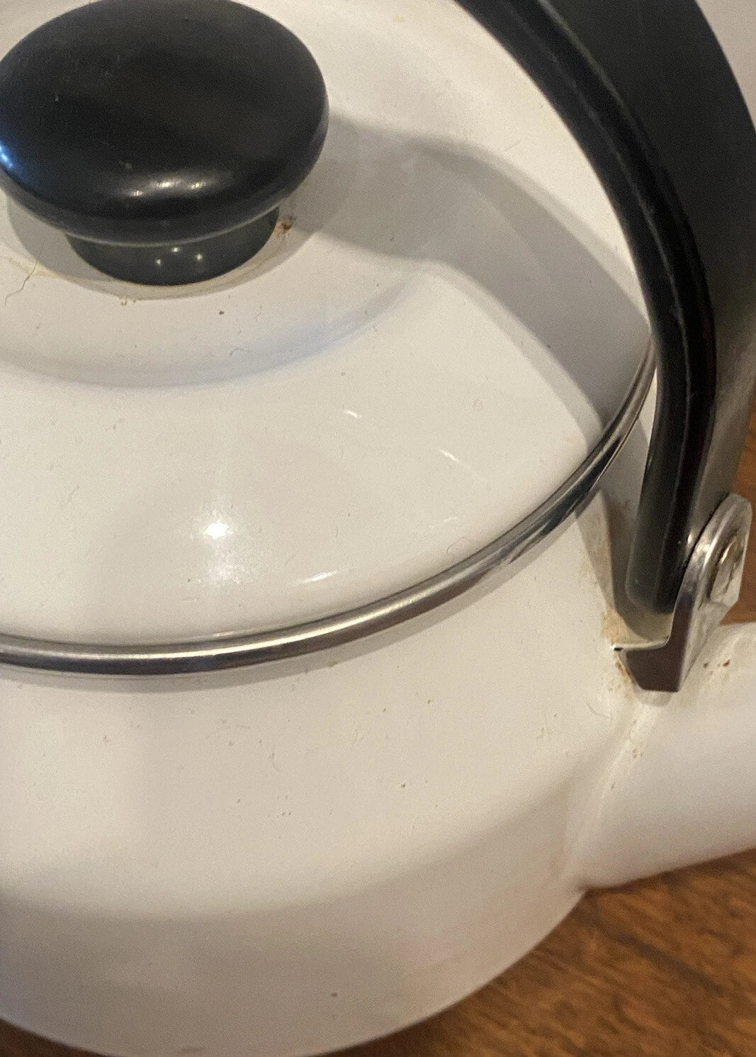 2-Vintage 2 QT Siam FujiWare Tea Kettle Thailand White Blue Enamel