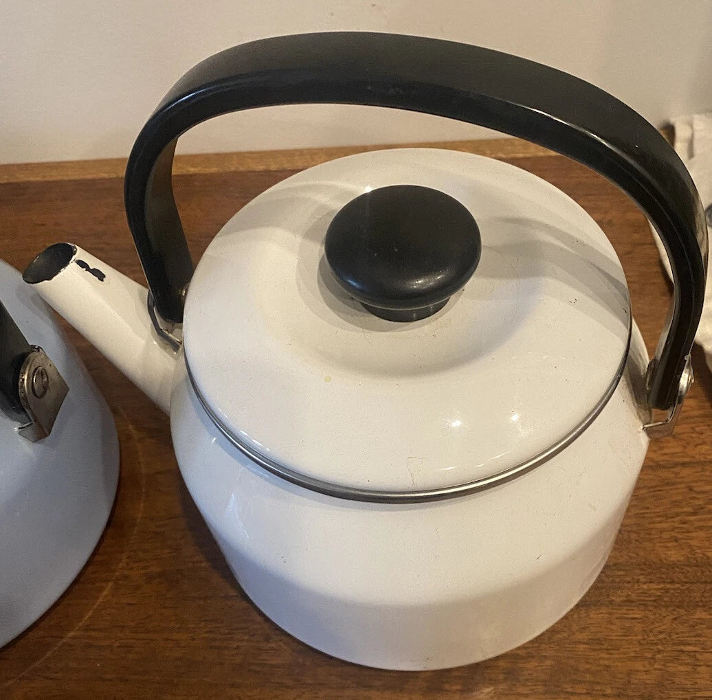 2-Vintage 2 QT Siam FujiWare Tea Kettle Thailand White Blue Enamel