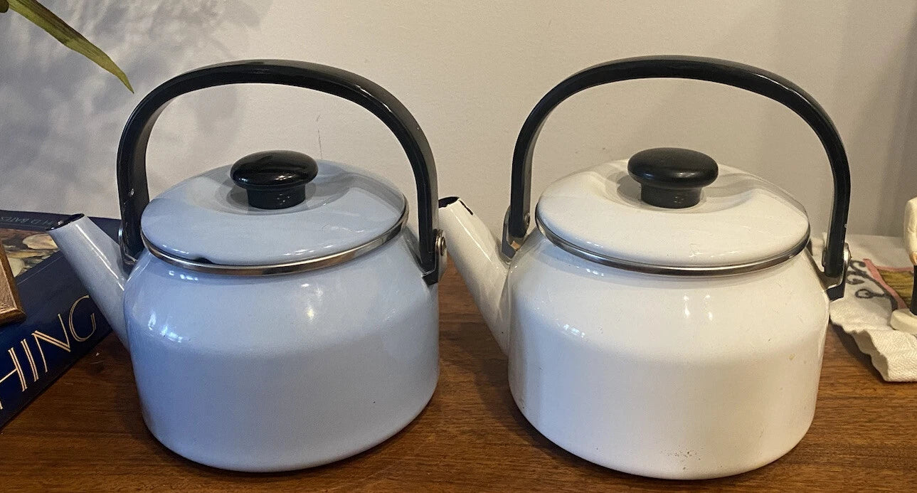 2-Vintage 2 QT Siam FujiWare Tea Kettle Thailand White Blue Enamel