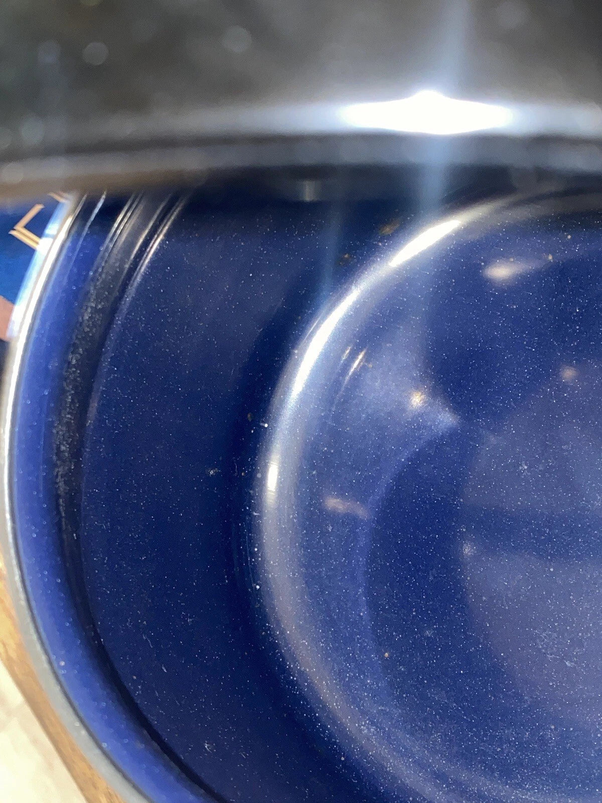 2-Vintage 2 QT Siam FujiWare Tea Kettle Thailand White Blue Enamel