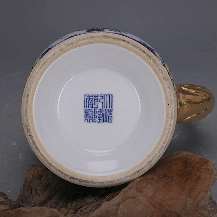 7.7"ChinaColour Enamels Porcelain Gild Embossed Decoration Flowers Plants Kettle