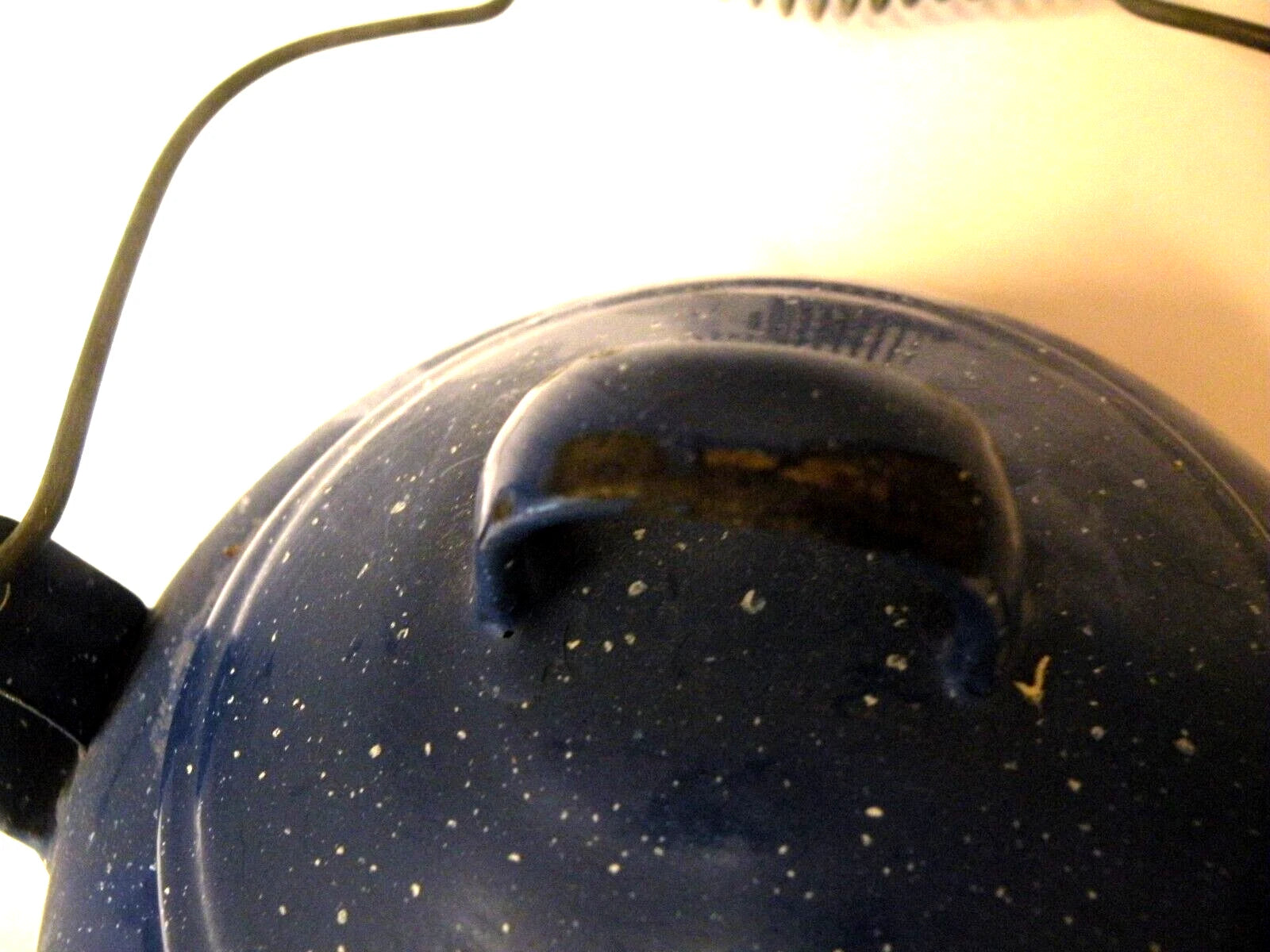 1970s BLUE WHITE SPECKLES ENAMELWARE TEAPOT 12 CUP