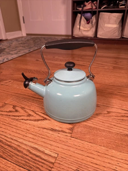 Chantal Aqua Premium Enamel on Steel Stovetop Whistling Teakettle