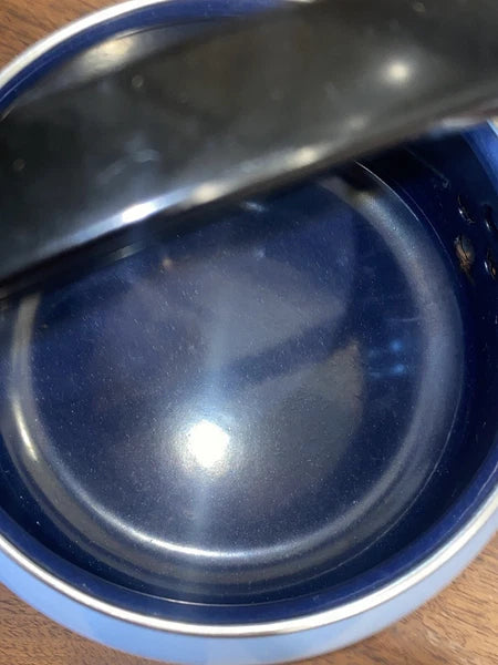 2-Vintage 2 QT Siam FujiWare Tea Kettle Thailand White Blue Enamel