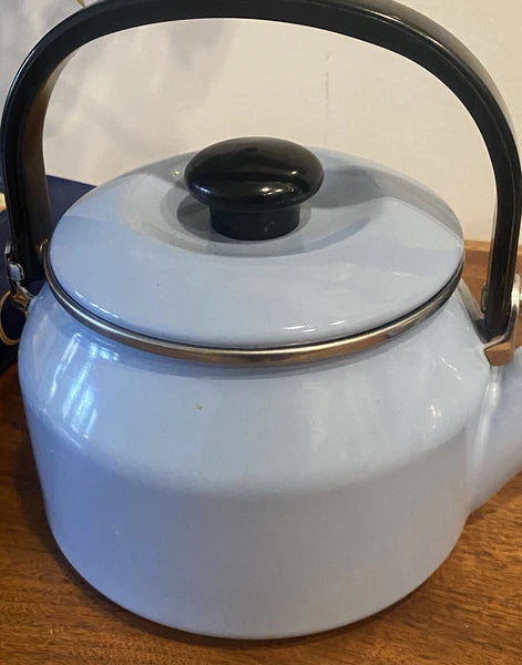 2-Vintage 2 QT Siam FujiWare Tea Kettle Thailand White Blue Enamel