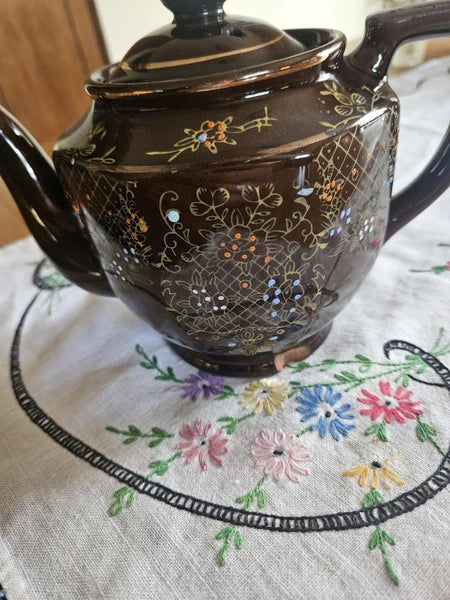 Brown Betty 1950s Ceramic Teapot Moriage Enamel Hand Painted Redware Japan VTG
