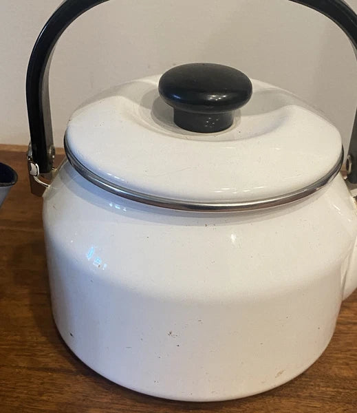 2-Vintage 2 QT Siam FujiWare Tea Kettle Thailand White Blue Enamel