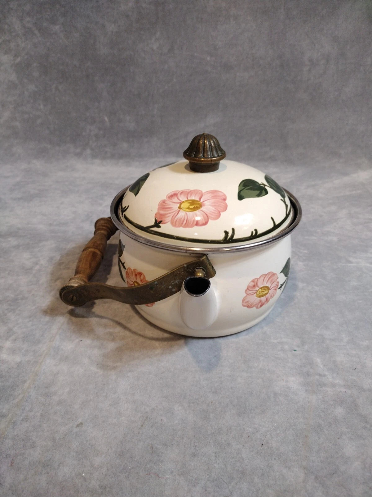 VTG, Villeroy & Boch, "Wild Rose" Enamel, Metal, Tea Pot, Kettle, With Lid