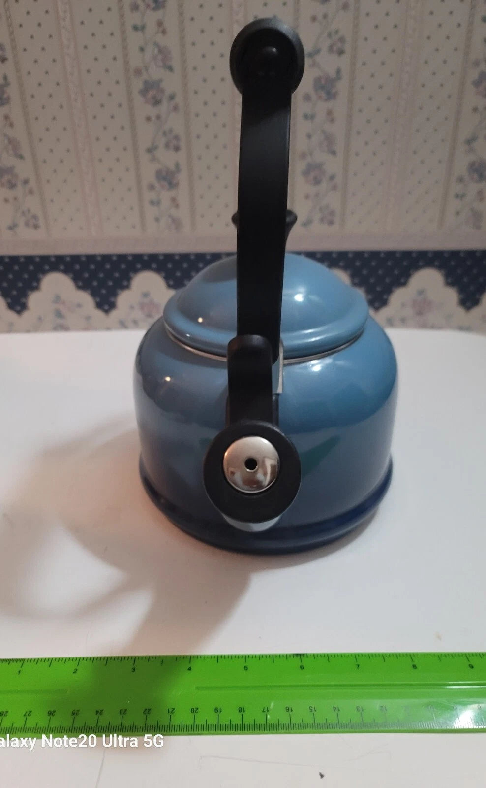 LeCreuset Tea Kettle Blue Enamel Black Handle Classic Style Teapot 1.25 Qt