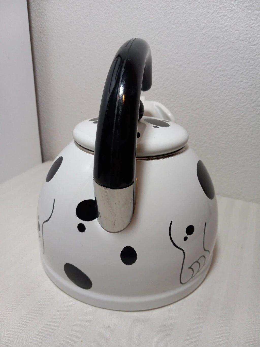 KAMENSTEIN CORP DOG WHISTLING TEA KETTLE POT