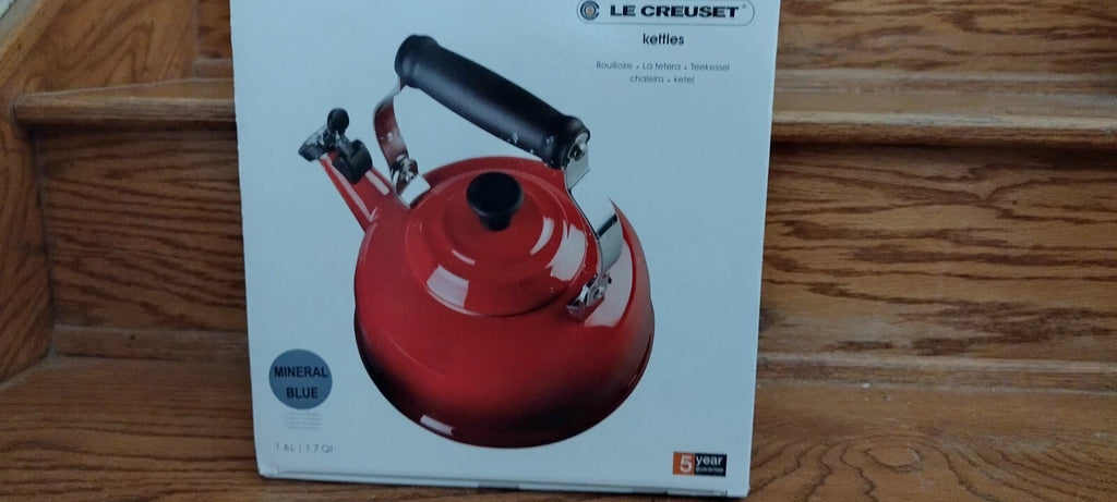 Le Creuset New Enamel On Steel Whistling Tea Kettle 1.7 qt. Mineral Blue
