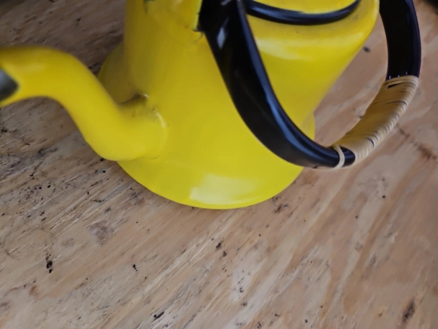 Vintage yellow and black enamel teapot kettle with handle and lid Japan