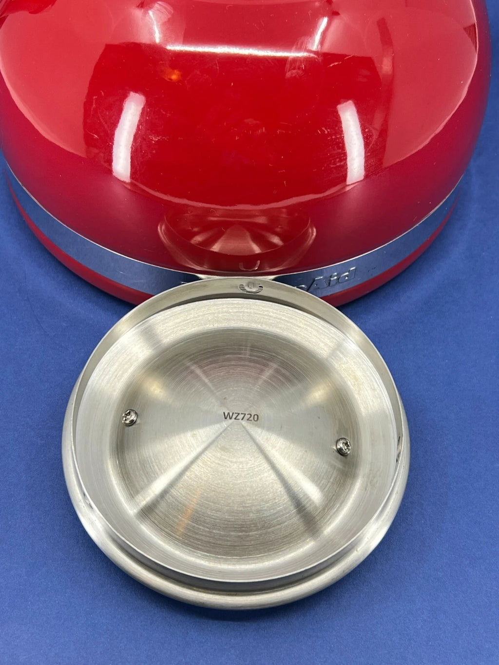 Kitchen Aid Enamel Whistling Tea Kettle Teapot EMPIRE RED Classic Design 2Qt