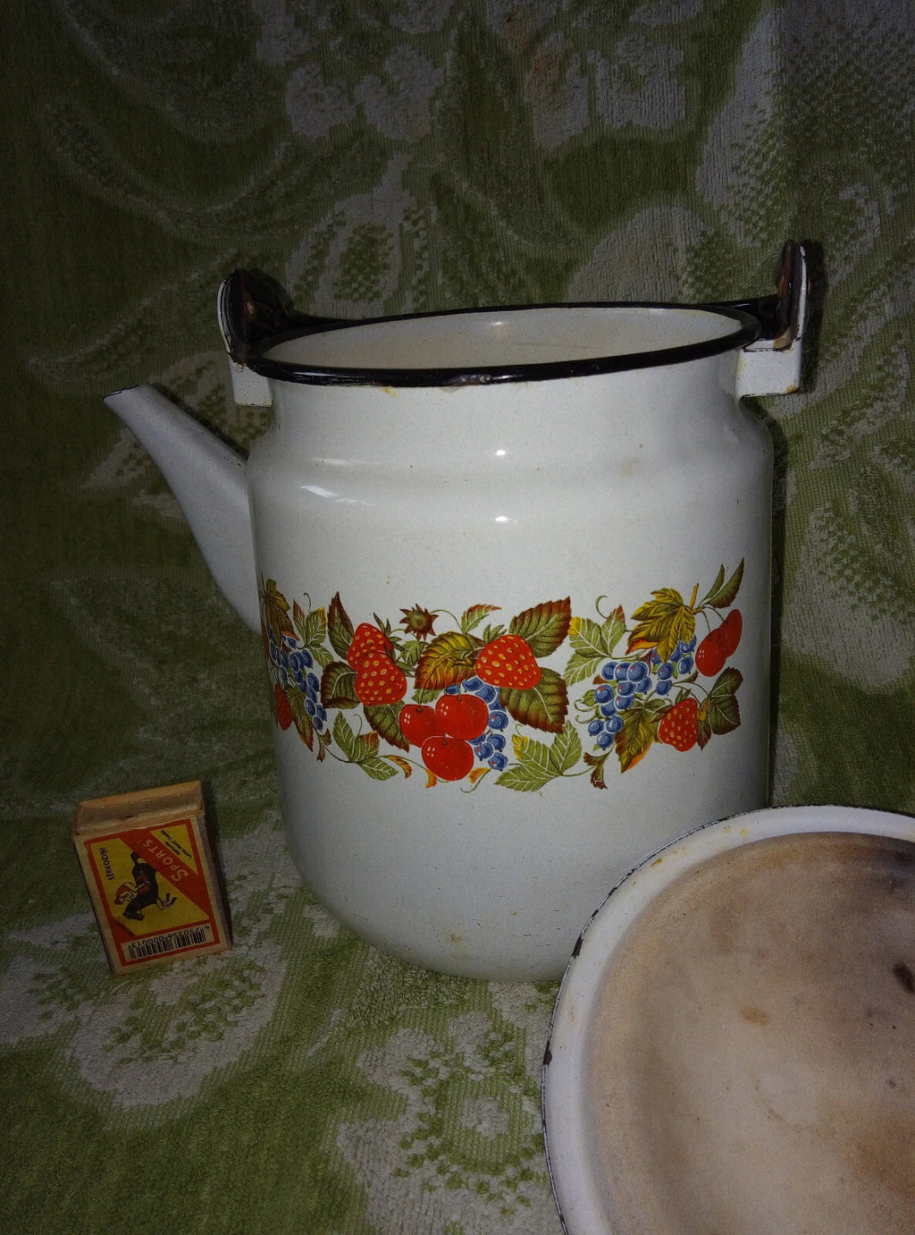 Vintage 70’s Red berries White Enamel Teapot Metal Kettle