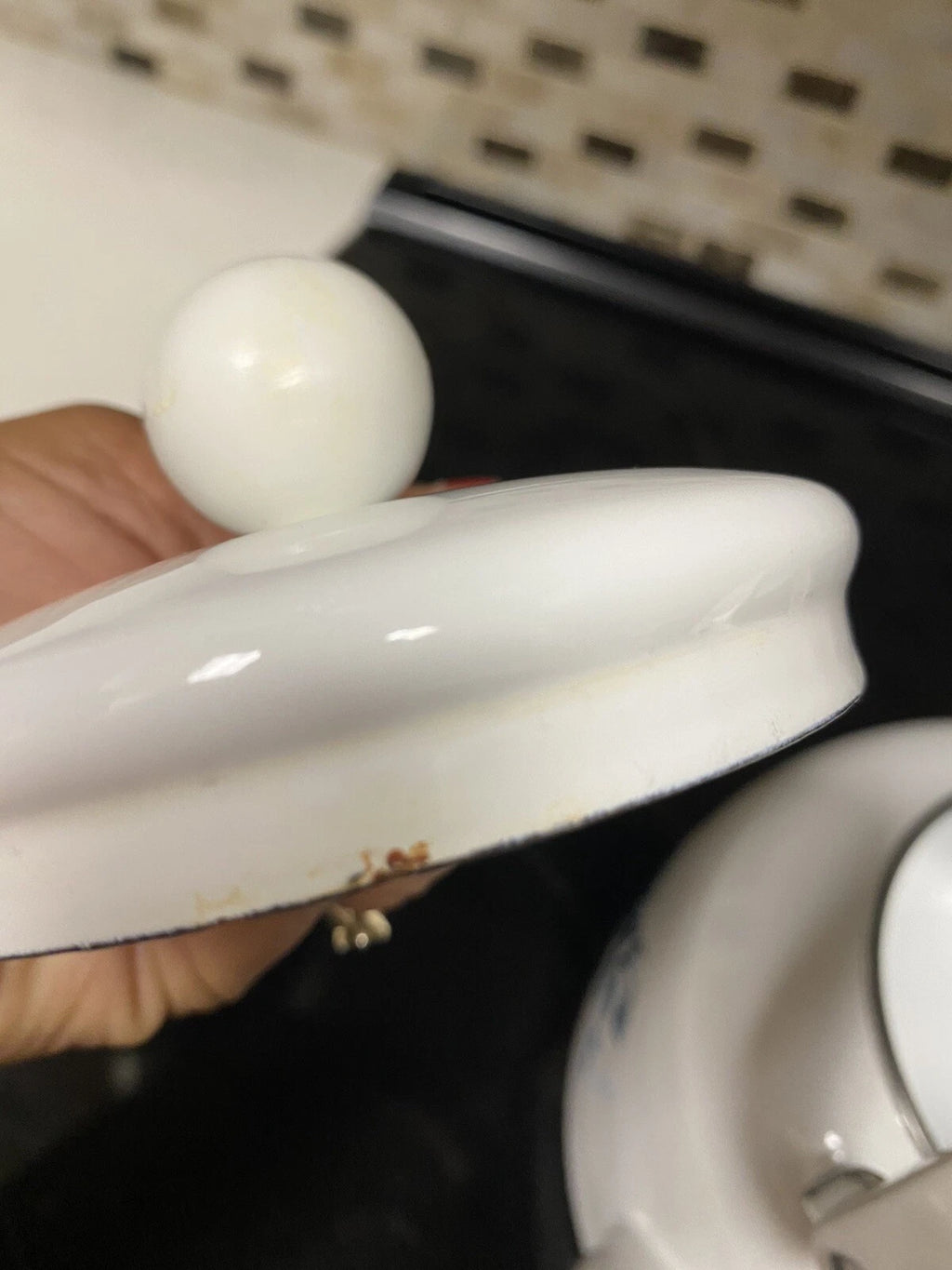 Vintage Enamel Lincoware Tea Pot Kettle White with Plastic Handle-Blue Flowers