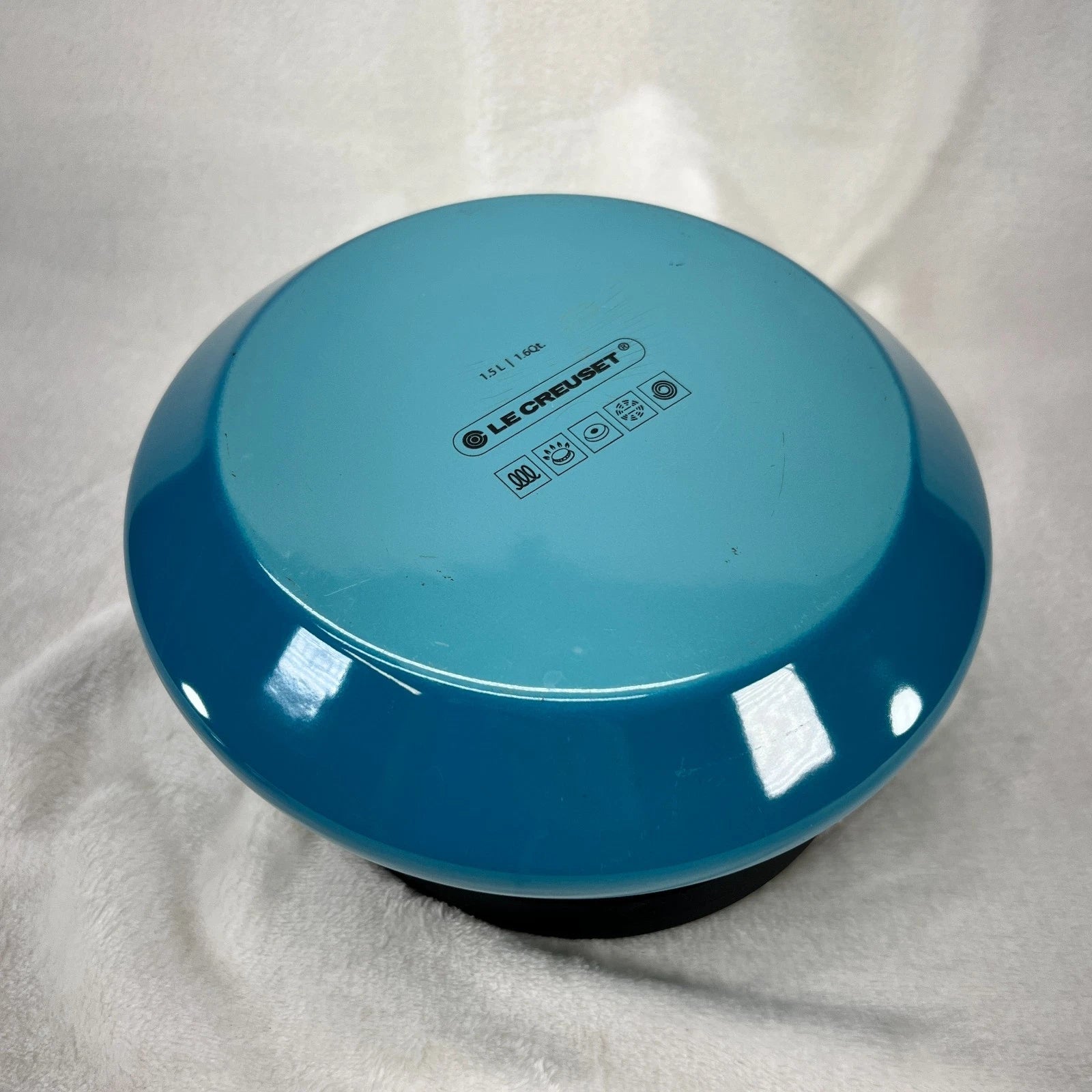 LE CREUSET Enamel On Steel Whistling Tea Kettle 1.5L Caribbean Blue Teal Handle