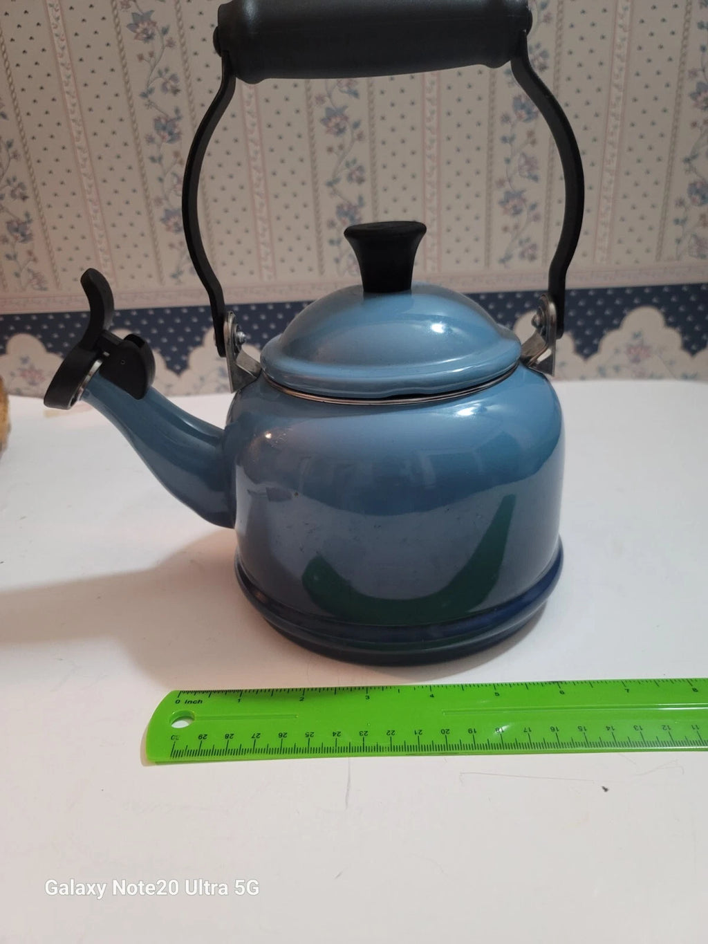 LeCreuset Tea Kettle Blue Enamel Black Handle Classic Style Teapot 1.25 Qt