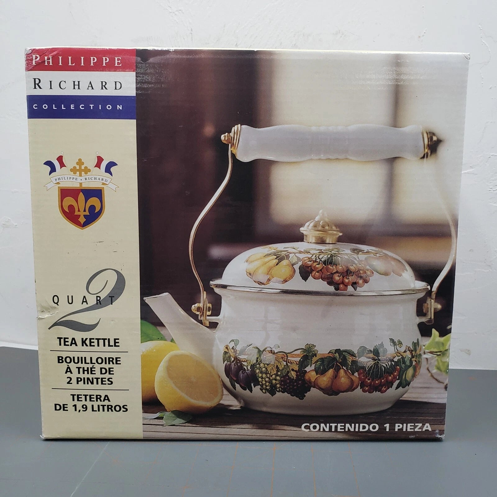 VTG Tabletops Unlimited Enamelware Kensington Garden 2 Qt Tea Kettle NIB