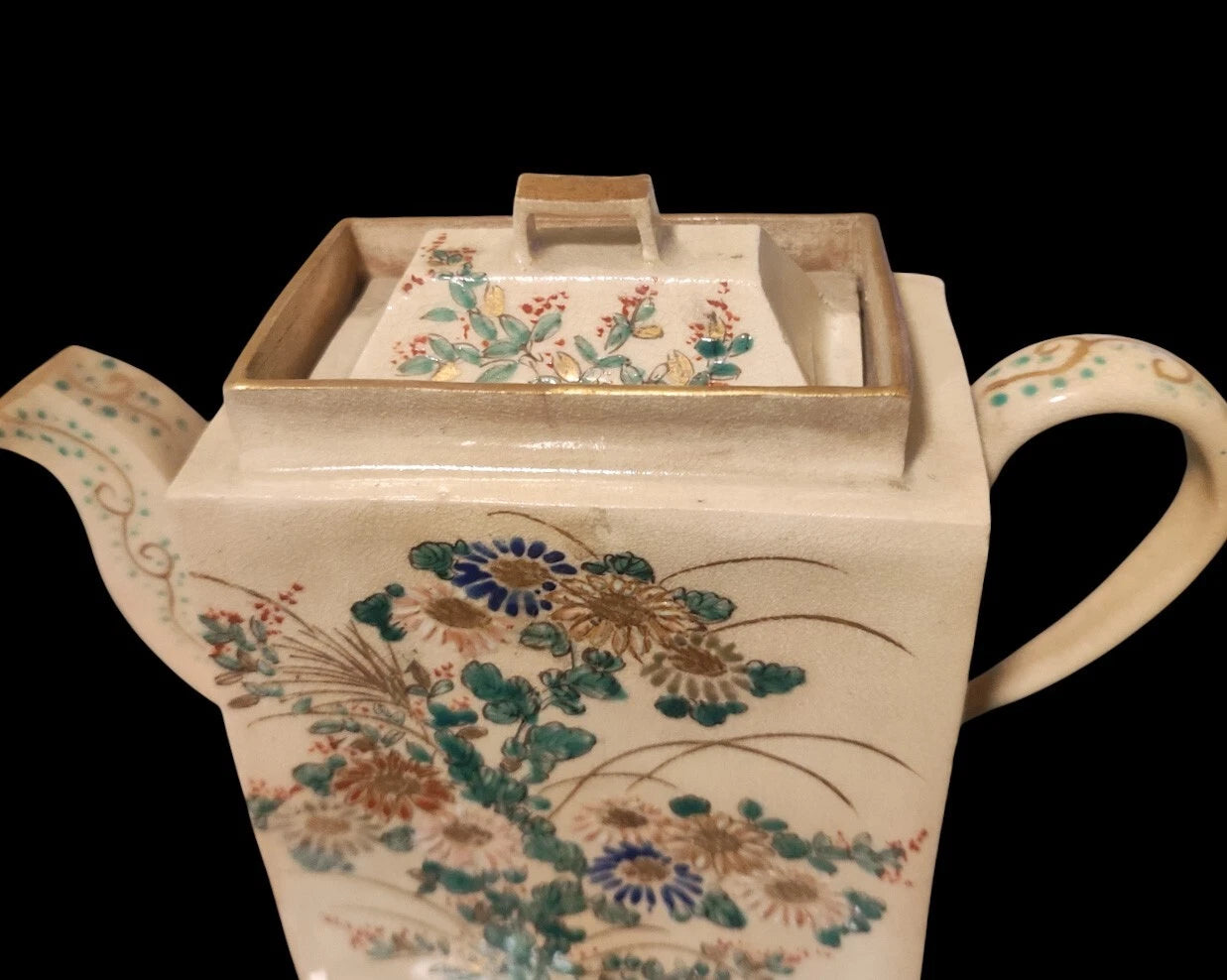 Impressed Nishikozan Mark (錦光山) Meiji-Taisho Era, Antique Japanese Square Teapot