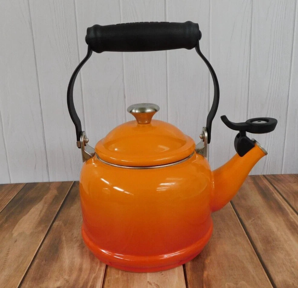 Le Creuset Enamel on Steel 1.25 Quart Demi Tea Kettle, Flame - NEW