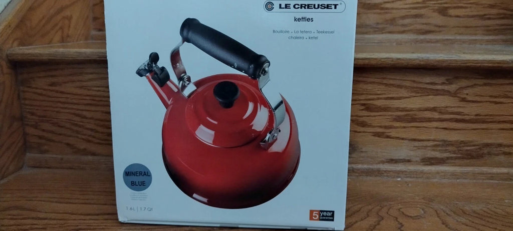 Le Creuset New Enamel On Steel Whistling Tea Kettle 1.7 qt. Mineral Blue
