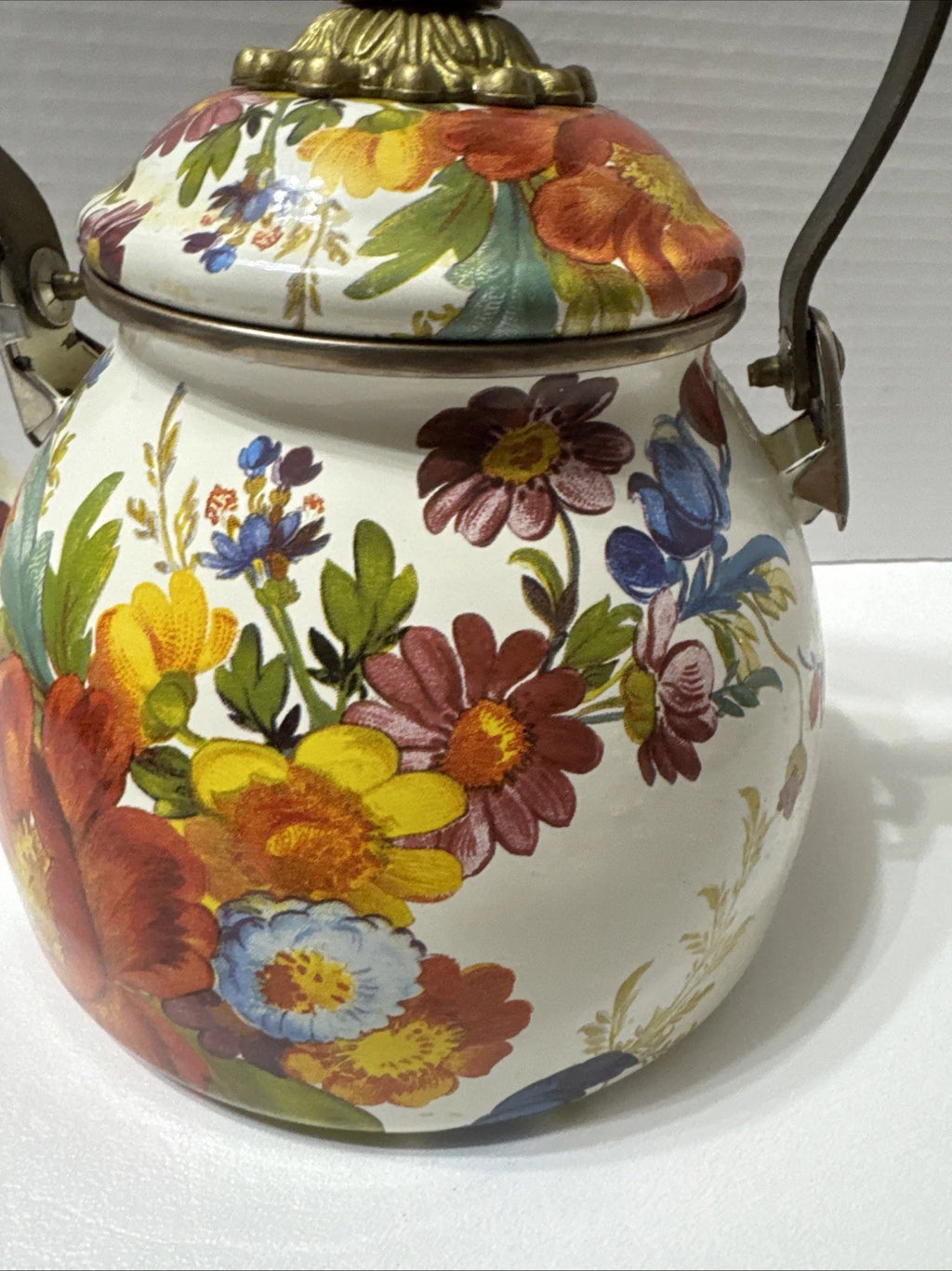 MacKenzie-Childs White Flower Market 3 Quart Qt Tea Kettle Enamel Teapot