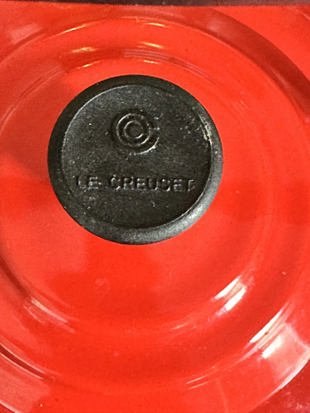 Le Creuset Whistling Tea Kettle 1.7 Quart Enamel Steel Ombre Cherry Red