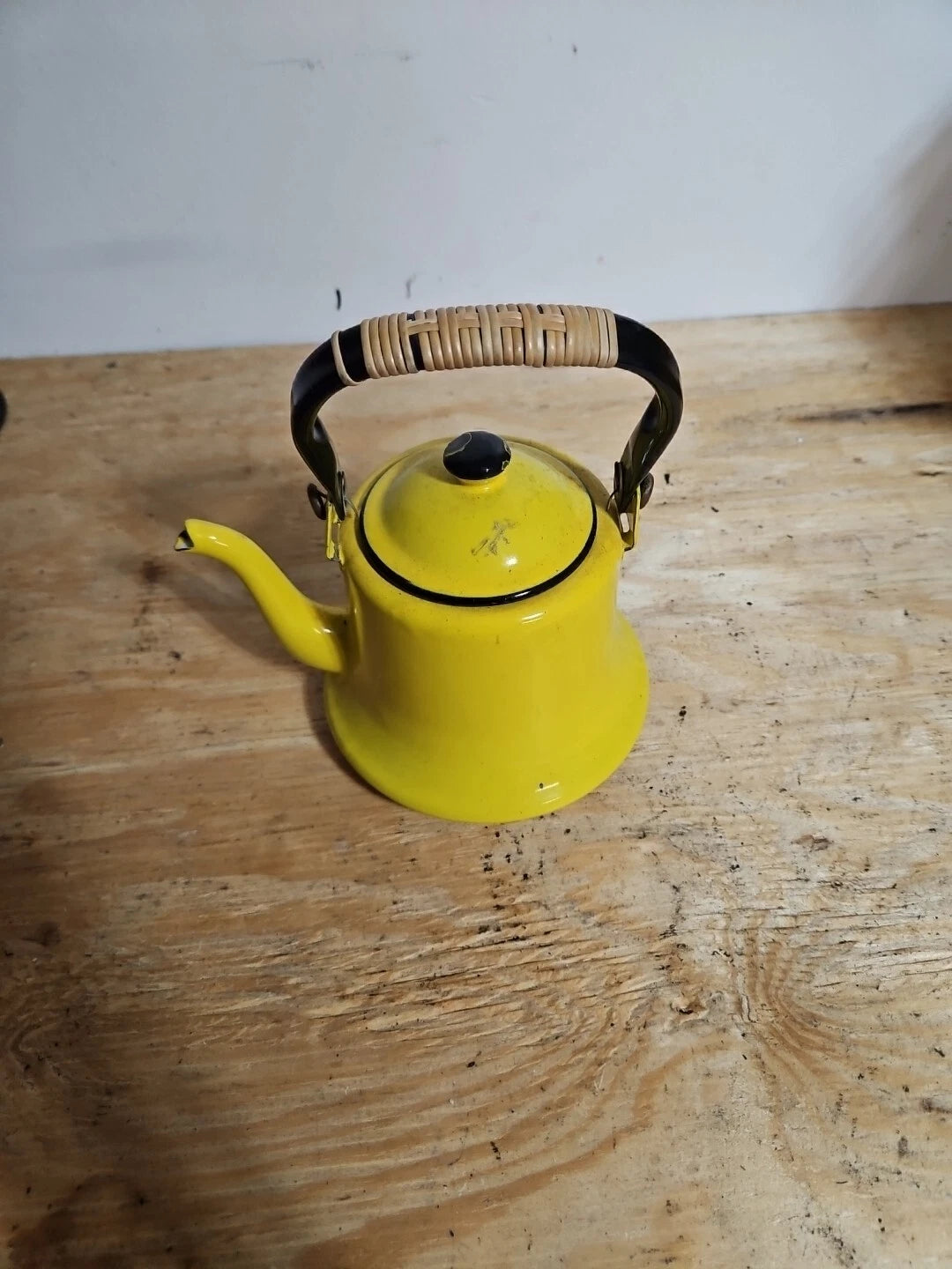 Vintage yellow and black enamel teapot kettle with handle and lid Japan
