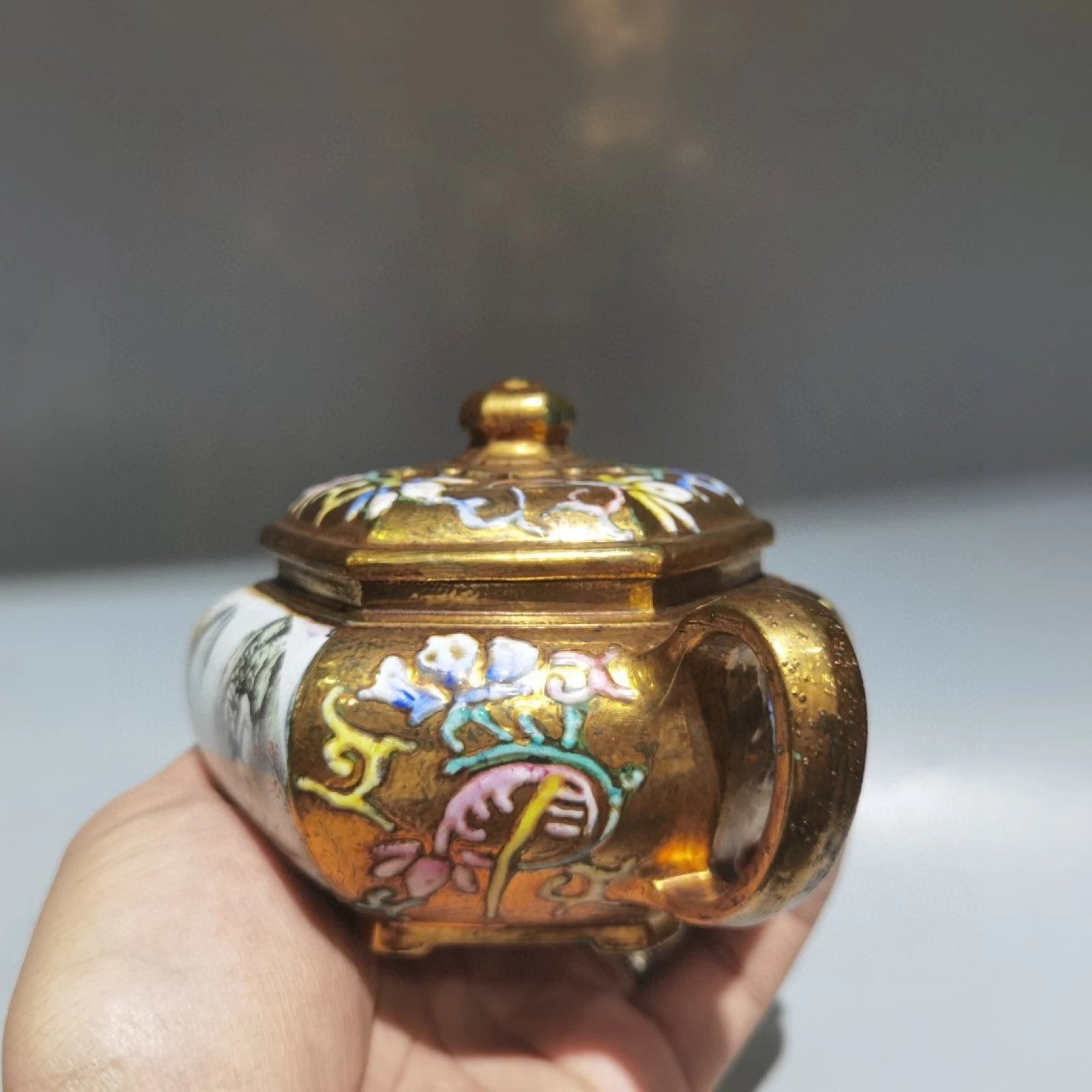 Chinese Clay Pot Traditional Tea Pots Strainer Vintage Art Deco Gilded Enamel