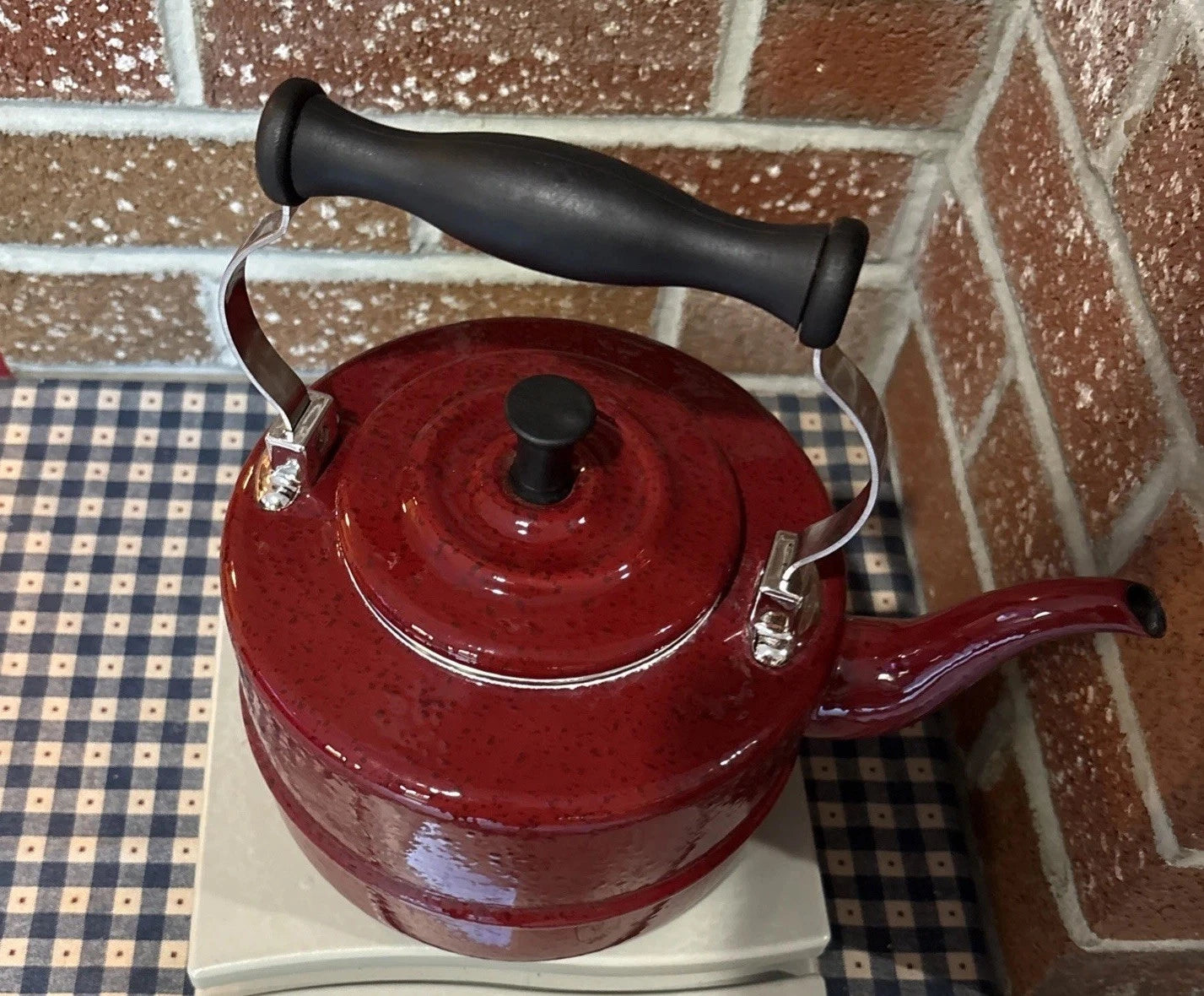 Classic PD Paula Deen Signature Speckled  Burgundy Enamel Tea Pot Kettle!