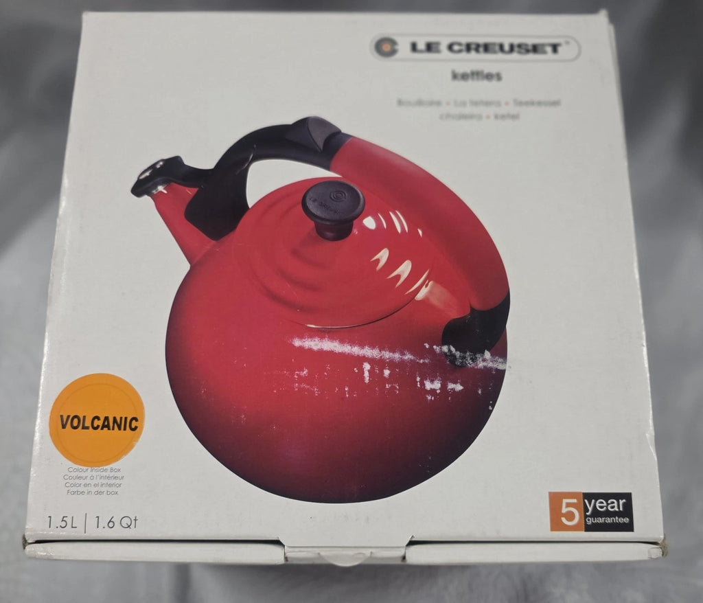 LE CREUSET  Orange Kettle 1.6 qt Tea Pot Enamel Oolong Kettle color volcanic New