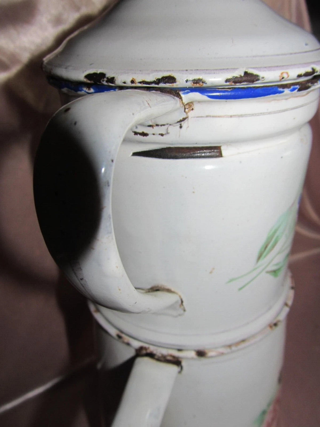 Large White Enamel Coffee Pot With Rose And Pansy Decoration H 36 Cm