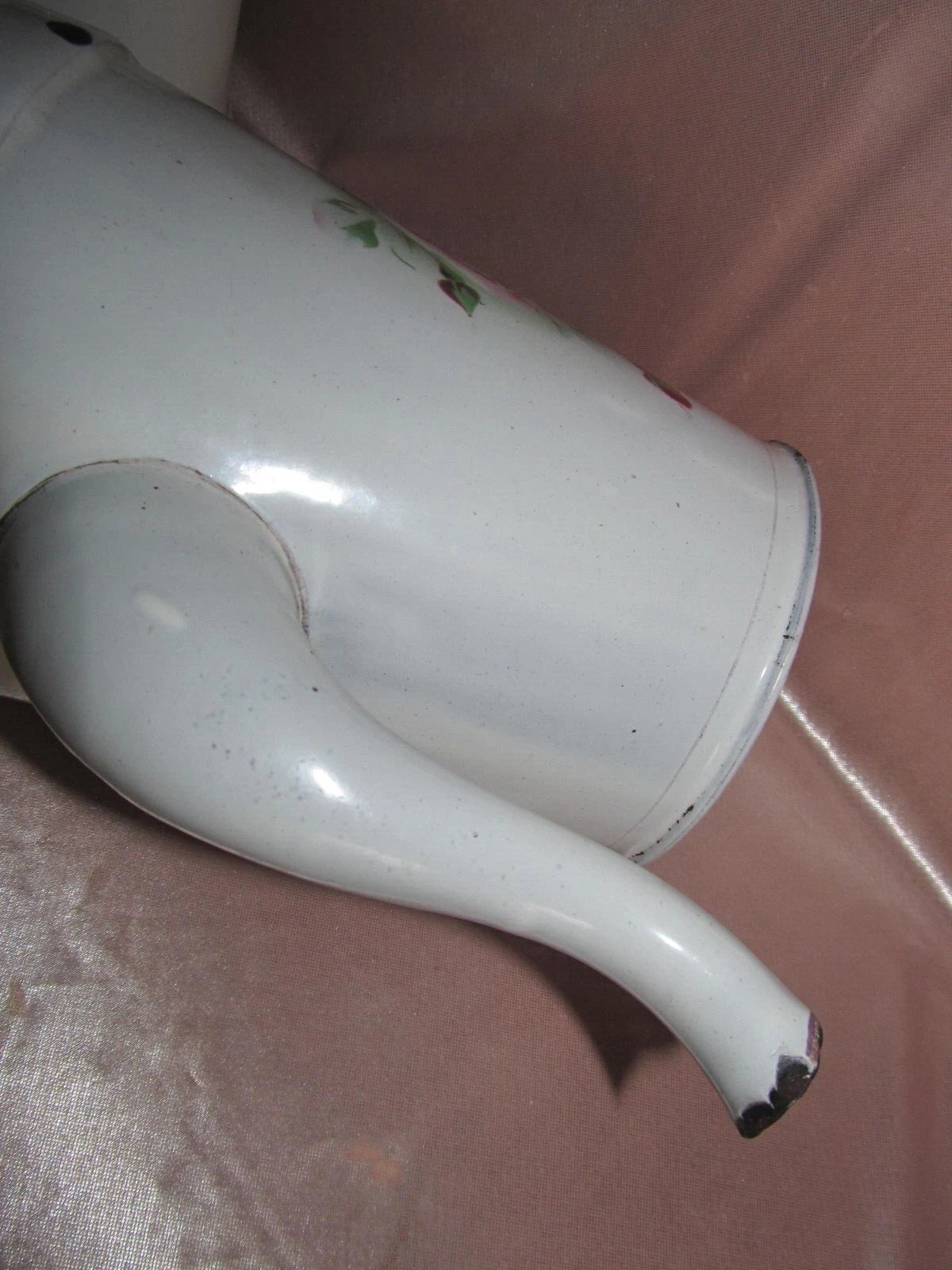 Large White Enamel Coffee Pot With Rose And Pansy Decoration H 36 Cm