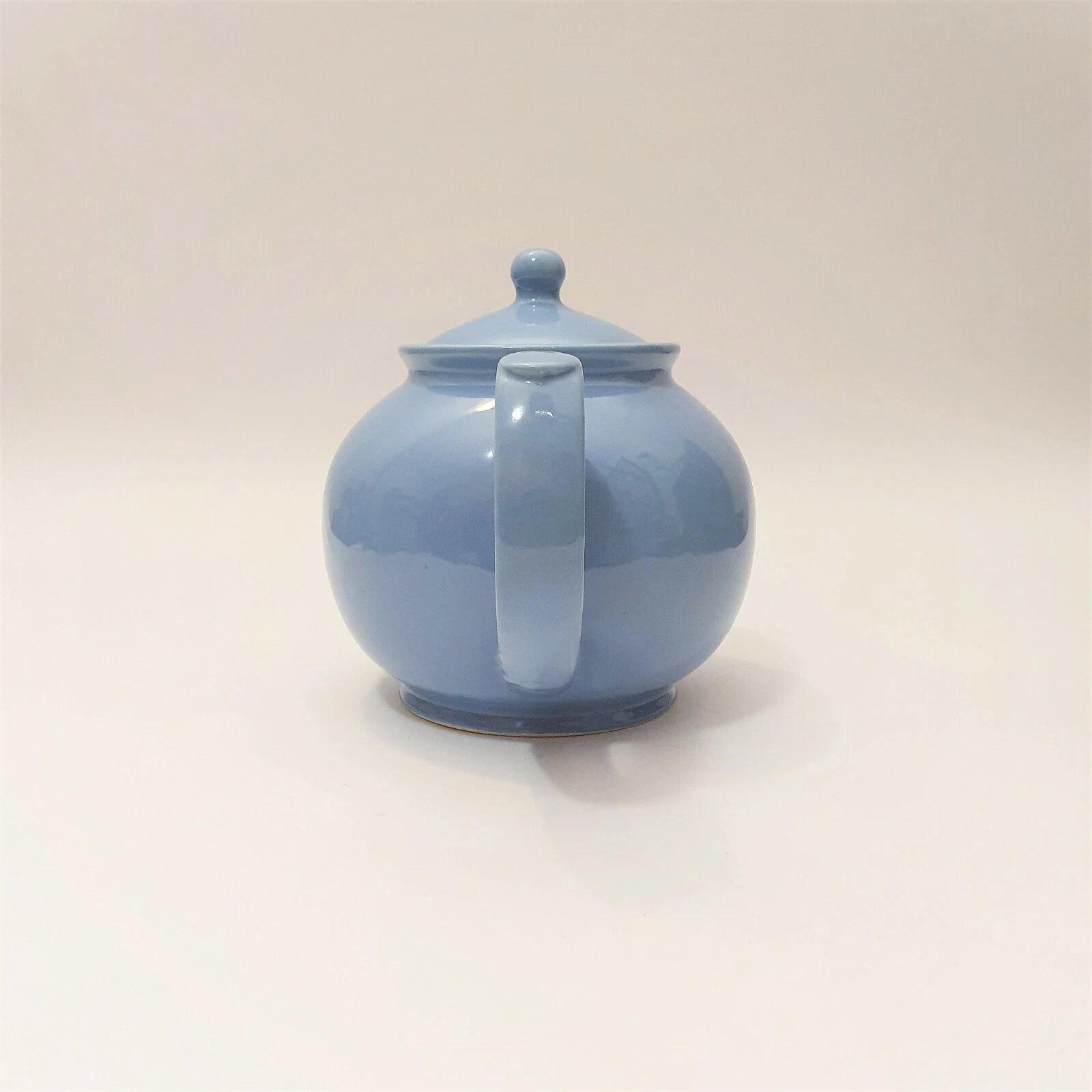 Classic Traditional English Design Vintage Blue Enamel Ceramic Teapot