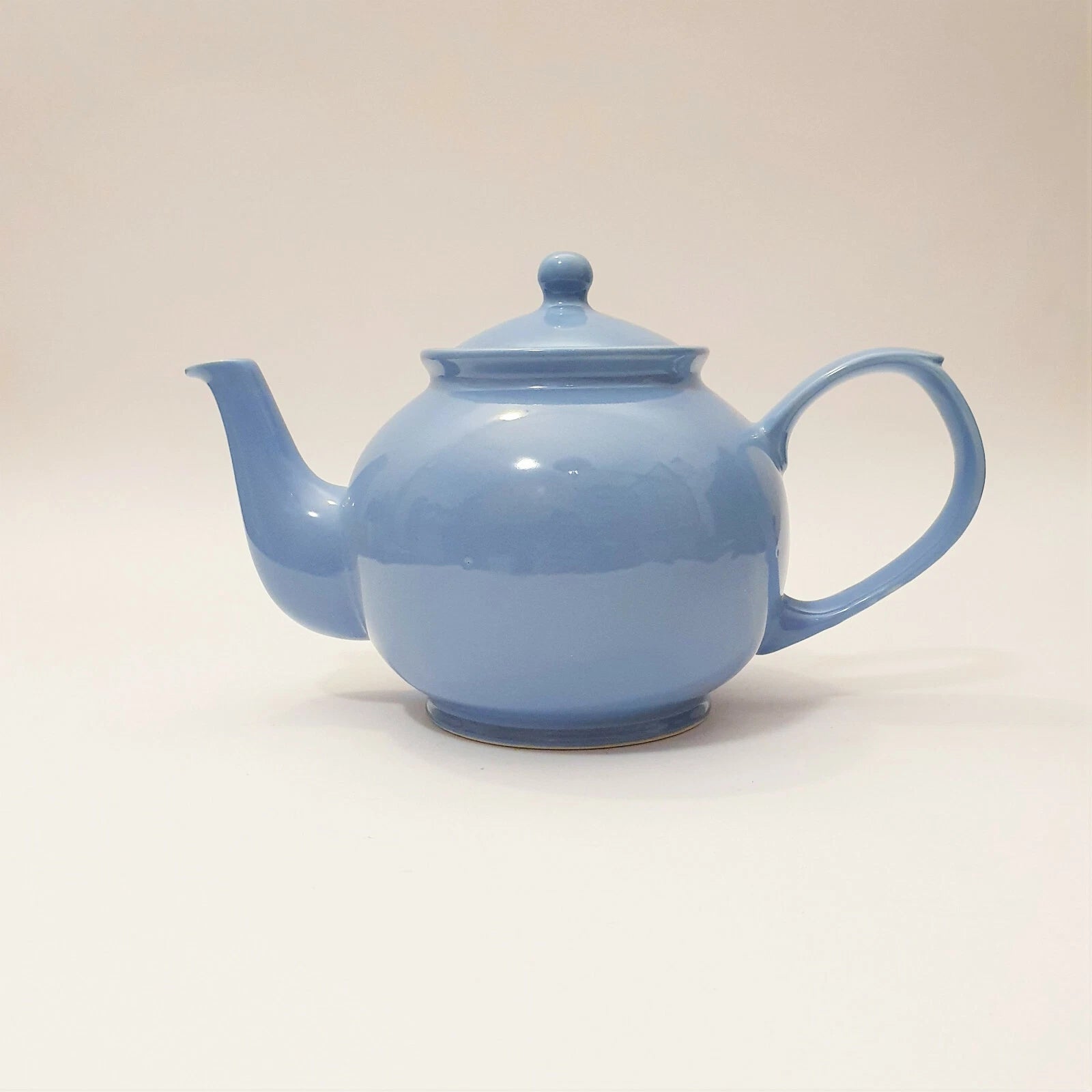 Classic Traditional English Design Vintage Blue Enamel Ceramic Teapot