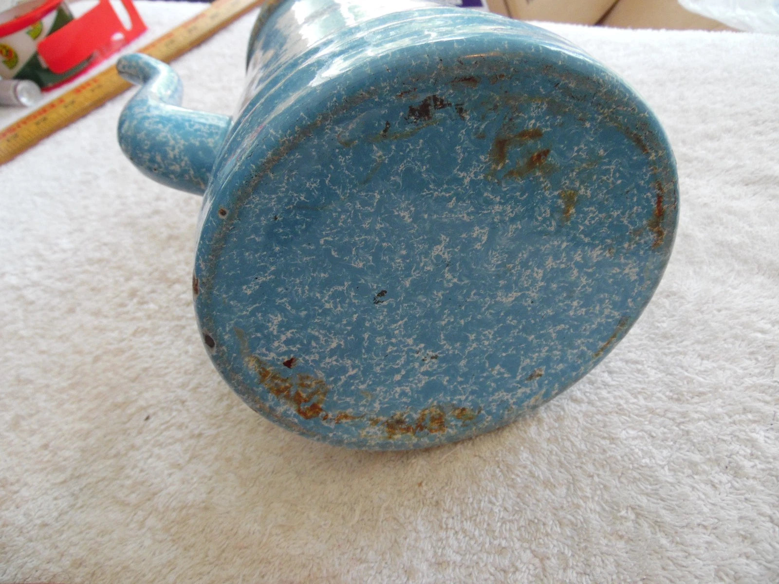 Vtg Blue & White Speckled Graniteware Enamelware 10" Tea Pot Coffee Gooseneck