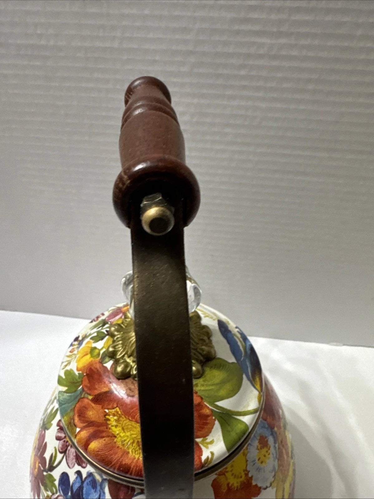 MacKenzie-Childs White Flower Market 3 Quart Qt Tea Kettle Enamel Teapot