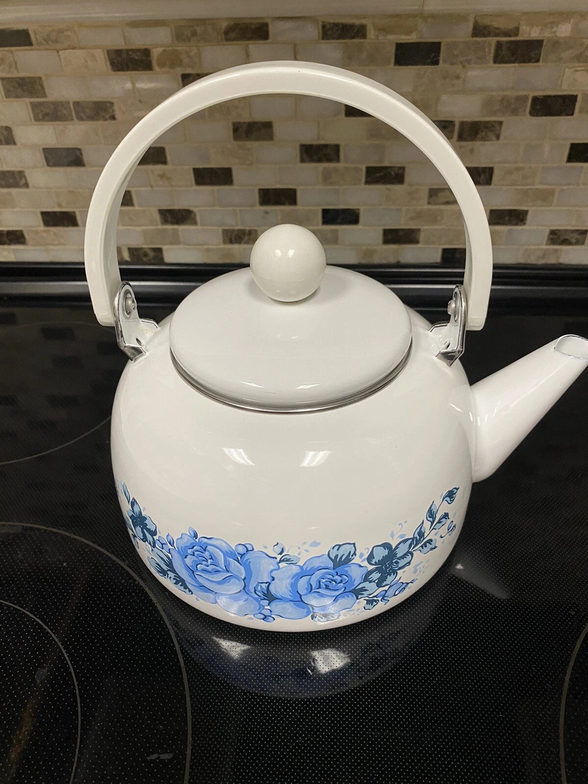 Vintage Enamel Lincoware Tea Pot Kettle White with Plastic Handle-Blue Flowers