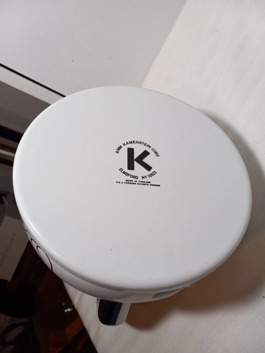 KAMENSTEIN CORP DOG WHISTLING TEA KETTLE POT