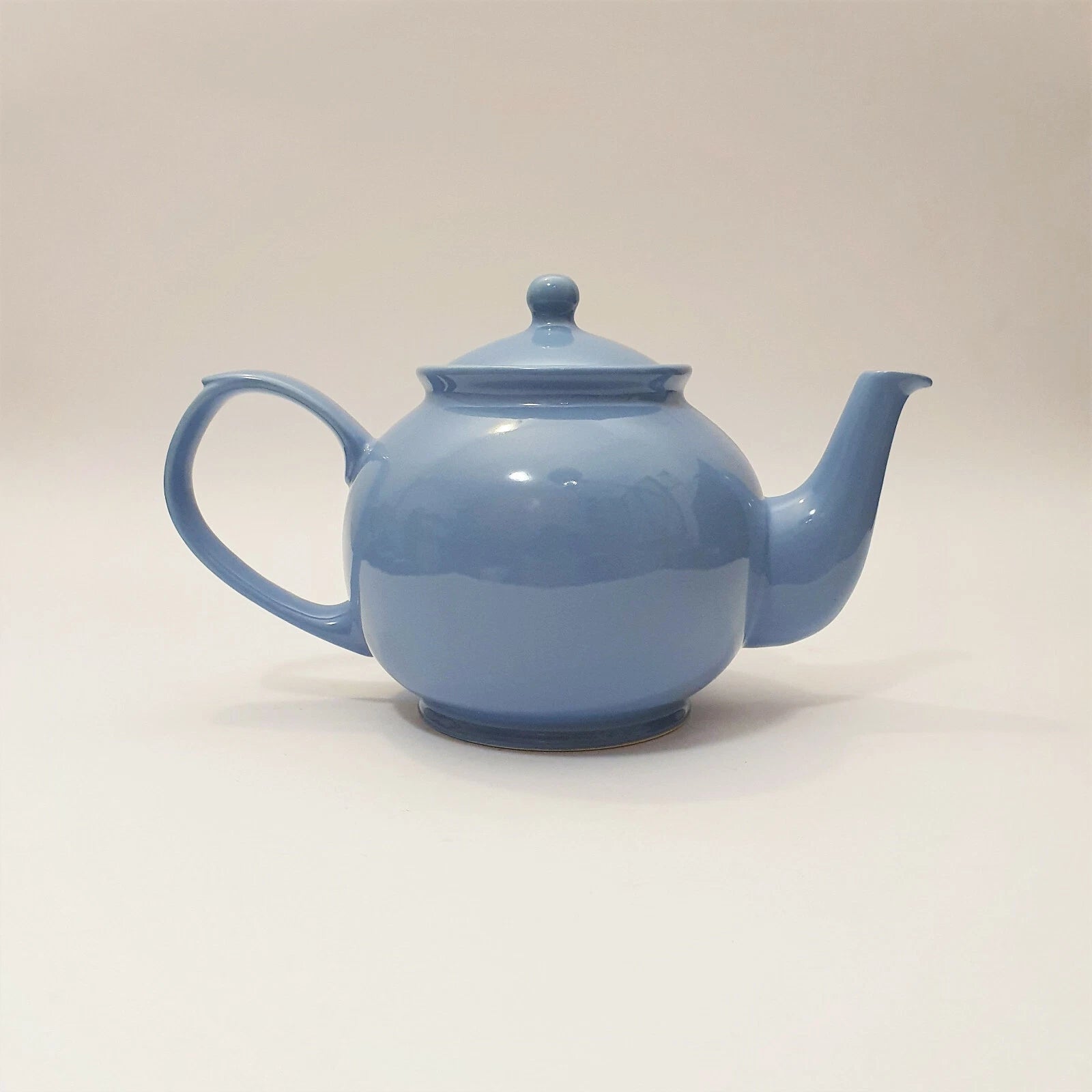 Classic Traditional English Design Vintage Blue Enamel Ceramic Teapot