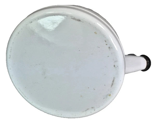 Chantal Whistling Tea Kettle Tea Pot 2.5-Qt Enamel On Steel Classic White