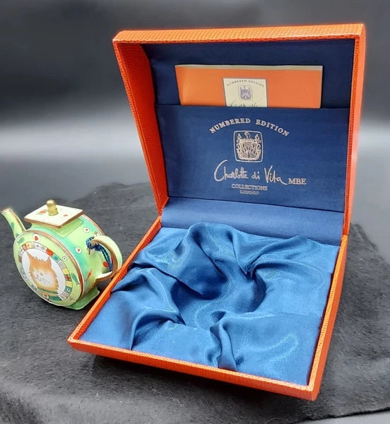 Vintage Charlolte Di Vita Whiskers Kitten Teapot with Original Box