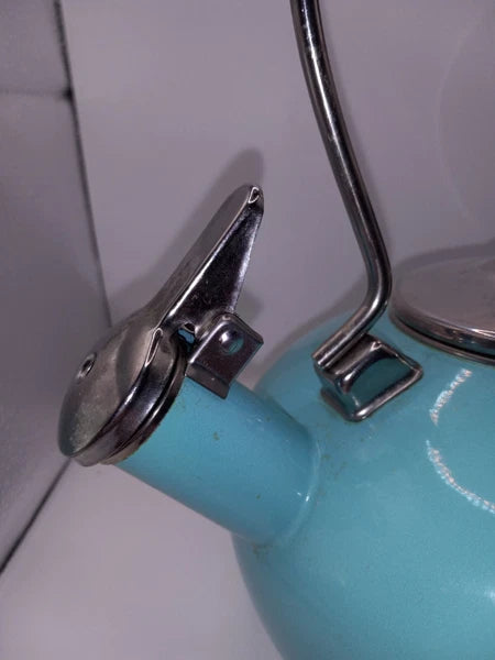 Chantal Whistling Tea Kettle 2 Qt Stovetop Enamel Turquoise Aqua Teapot
