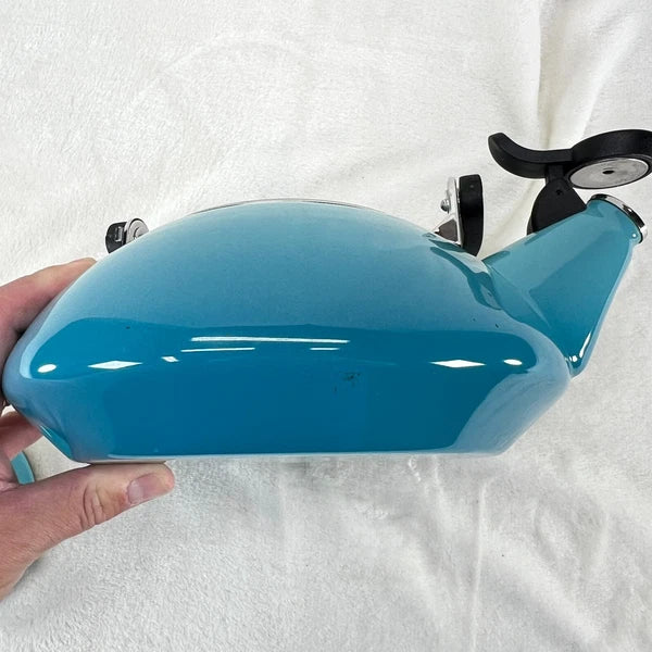 LE CREUSET Enamel On Steel Whistling Tea Kettle 1.5L Caribbean Blue Teal Handle