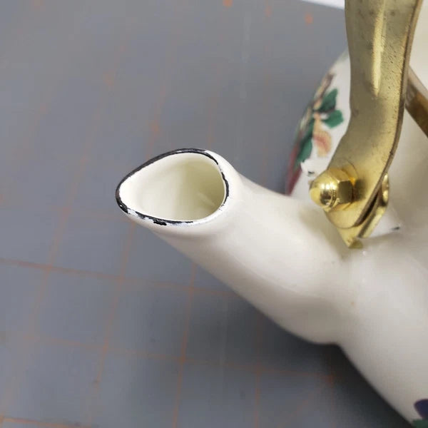 VTG Tabletops Unlimited Enamelware Kensington Garden 2 Qt Tea Kettle NIB