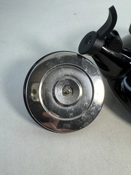 Le Creuset Whistling Teapot Enameled Tea Kettle 1.6 Quarts 1.5 L Cerise Black