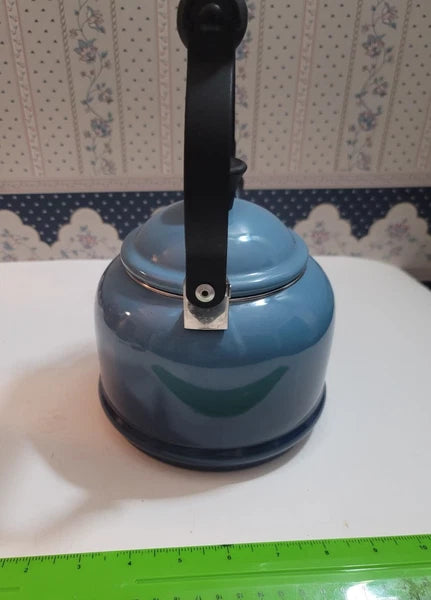 LeCreuset Tea Kettle Blue Enamel Black Handle Classic Style Teapot 1.25 Qt
