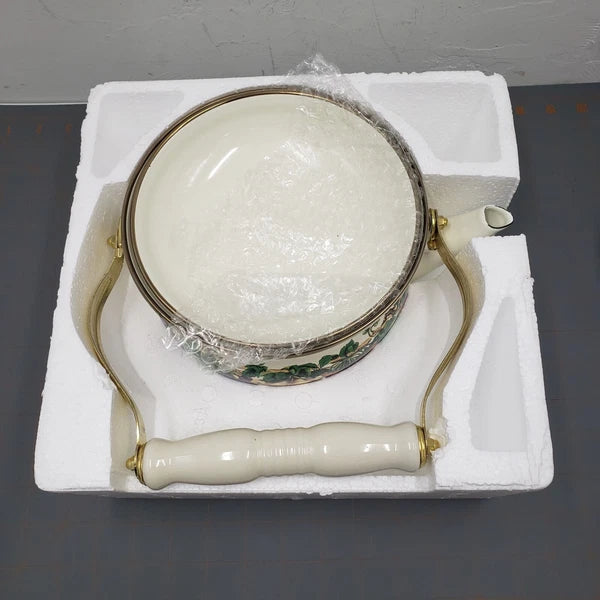 VTG Tabletops Unlimited Enamelware Kensington Garden 2 Qt Tea Kettle NIB