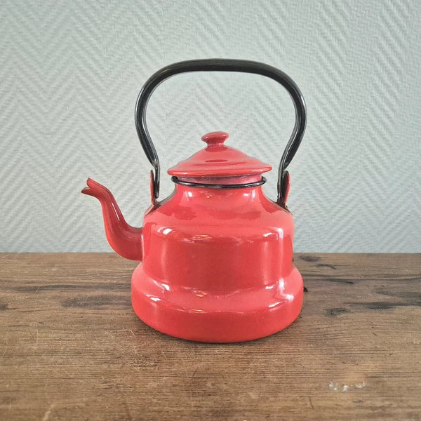 Vintage Enamel COFFEE POT Enamelware Teapot kettle Red Kaffeekanne Tea