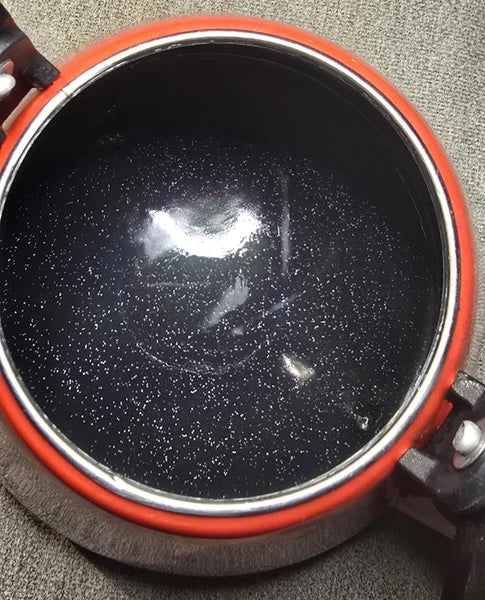 LE CREUSET  Classic Whistling Kettle Tea Pot 1.7 Quart  Cerise Red Enamel